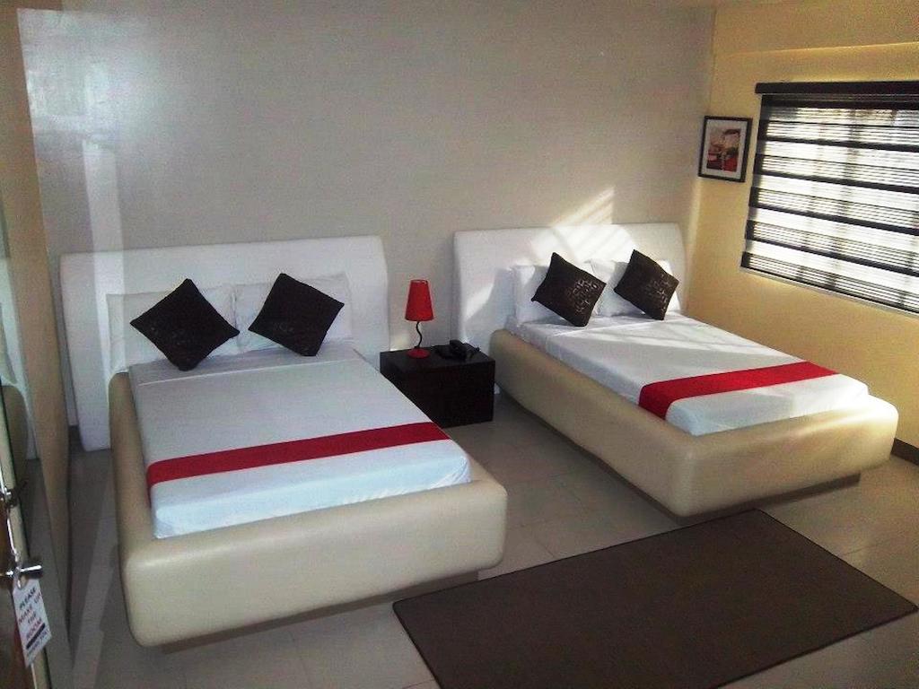 Hotel Cara Lipa City Szoba fotó