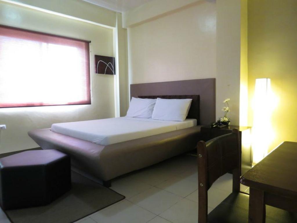 Hotel Cara Lipa City Kültér fotó