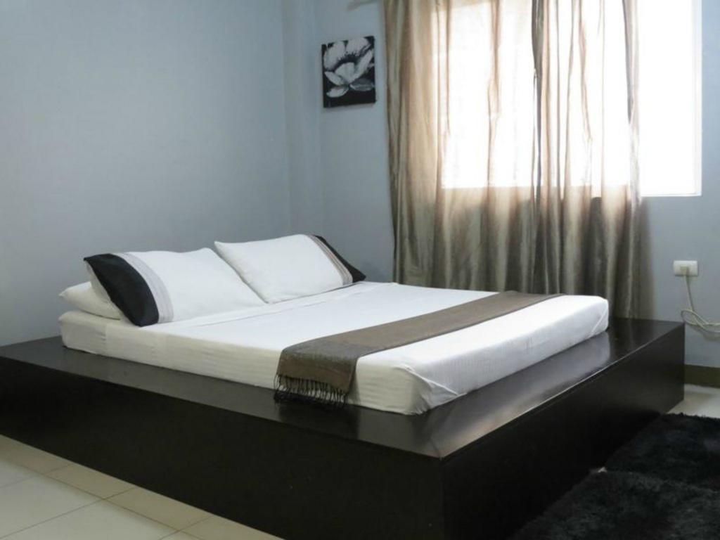 Hotel Cara Lipa City Kültér fotó