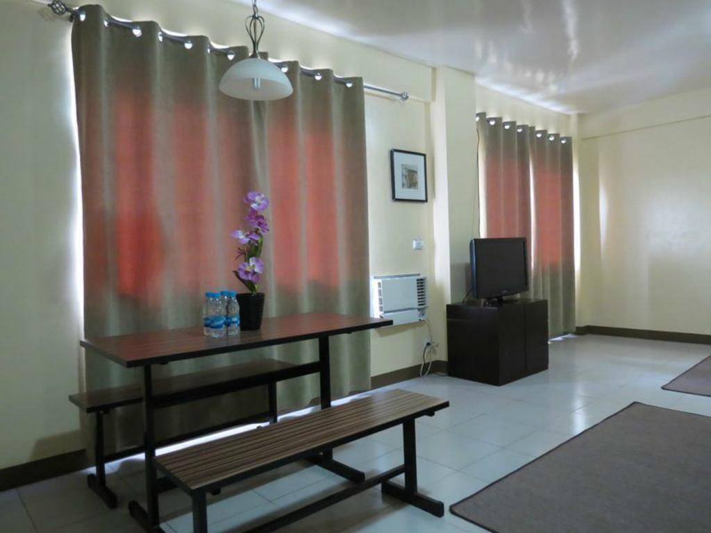 Hotel Cara Lipa City Kültér fotó